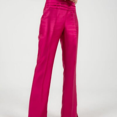 Rosa Iconic-Hose