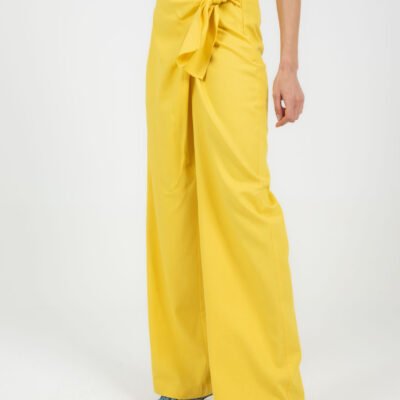 Gelbe Leinenhose