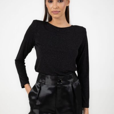 Schwarzes Shirt mit Schnürung