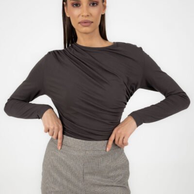 Braunes Langarmshirt