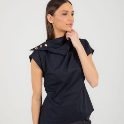 Schwarze Bluse mit Details