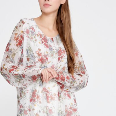 Bluse Flower Whisper – Romantischer Hauch von Natur